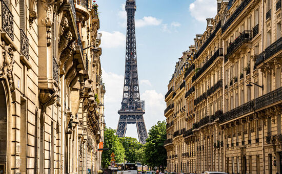 ANKARA`DAN DİREKT SEFER İLE DOLU DOLU PARİS ß DİSNEYLAND TURU