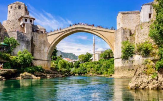 ANKARA’DAN KOSOVALI ELEGANT BALKANLAR AJET HAVAYOLLARI İLE 7 GECE