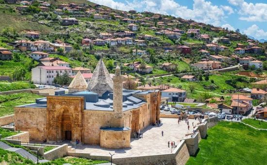 29 EKİM ÖZEL HIZLI TREN İLE SİVAS KEMALİYE TUNCELİ ELAZIĞ TURU