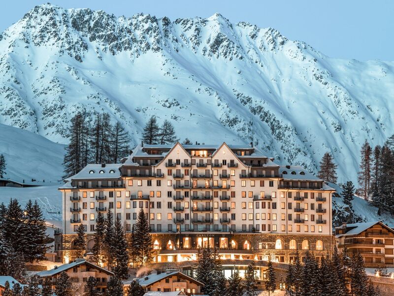 BERNİNA EKSPRESS ILE NOEL PAZARLARI TURU Pegasus Havayolları ile 4 gece