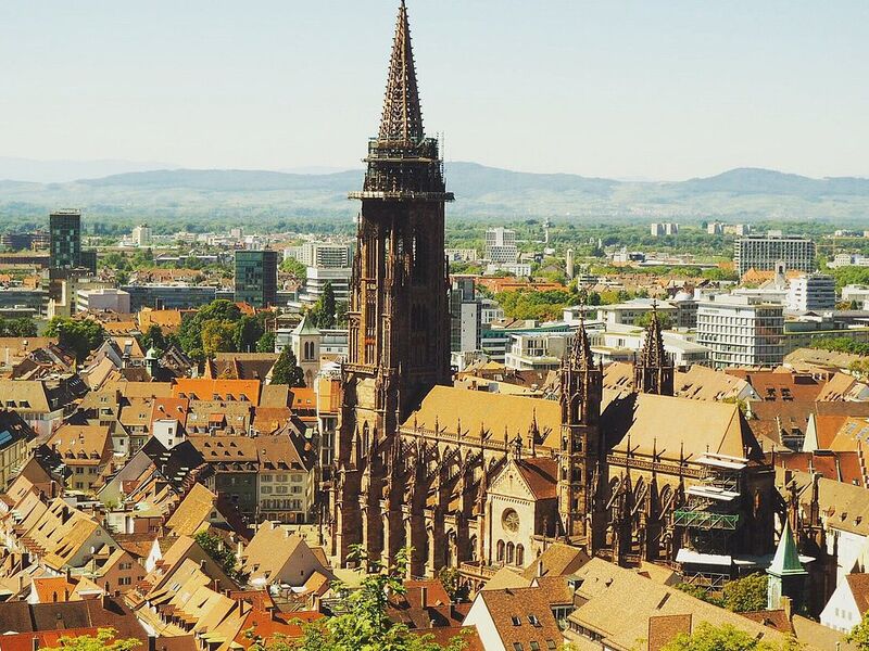 BERNİNA EXPRESS ILE İTALYA & FRANSA & İSVİÇRE & ALMANYA TURU Pegasus Havayolları ile 4 gece