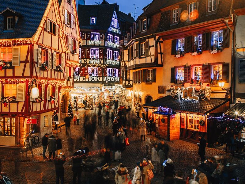 NOEL PAZARLARI Sun Express Hava Yolları ile 4 Gece