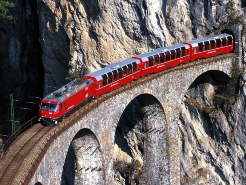 ANKARA`DAN BERNİNA EXPRESS ILE BİR AVRUPA MASALI TURU SUNEXPRESS HAVAYOLLARI İLE 7 GECE 2026 YAZ / SABAH GİDİŞ SABAH DÖNÜŞ / ESB STR ESB