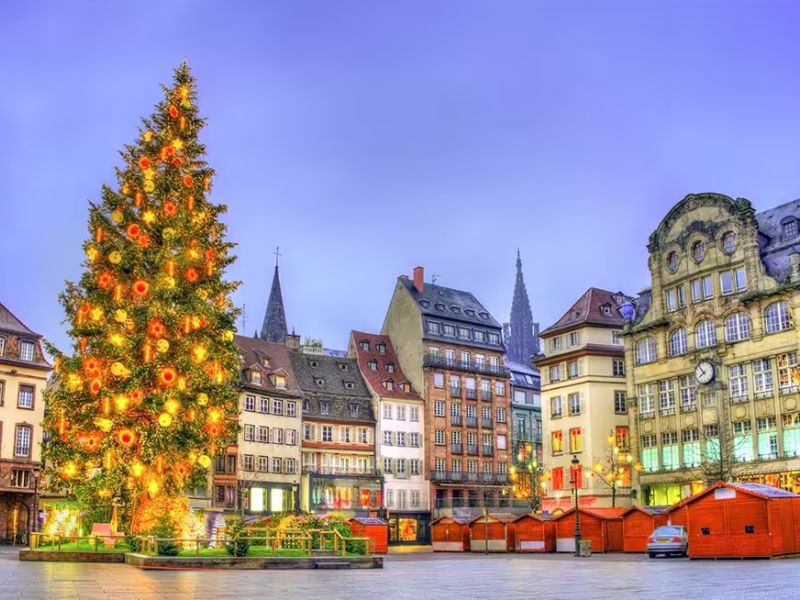 Comfort Alsace Fransa Almanya İsviçre Noel Pazarları Turu Pegasus Hava Yolları ile 3 Gece Ekstra Turlar Dahil Kasım-Aralık 2026