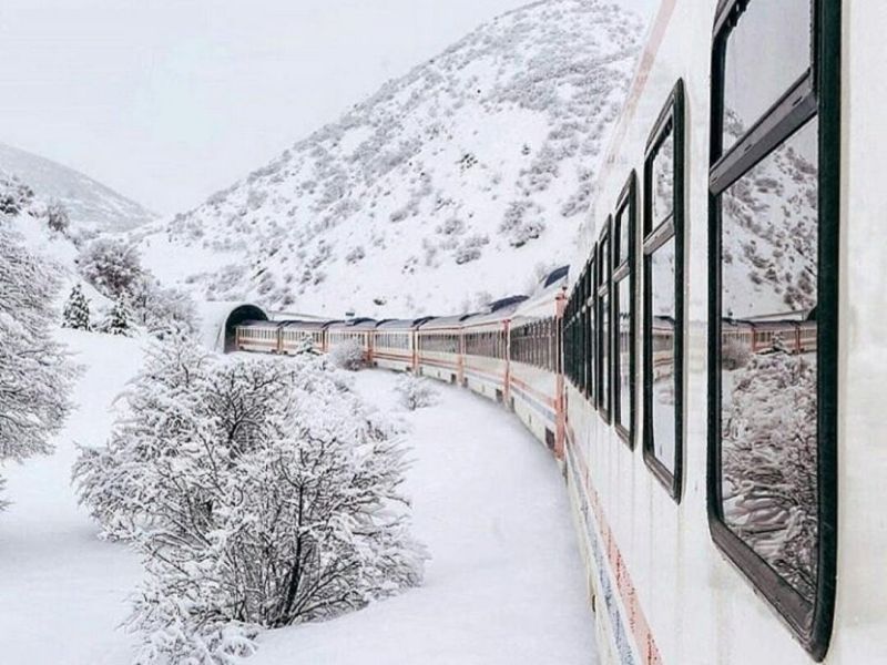 Turistik Doğu Ekspresi İle Kars Erzurum Turu Uçak İle Gidiş Tren İle Dönüş